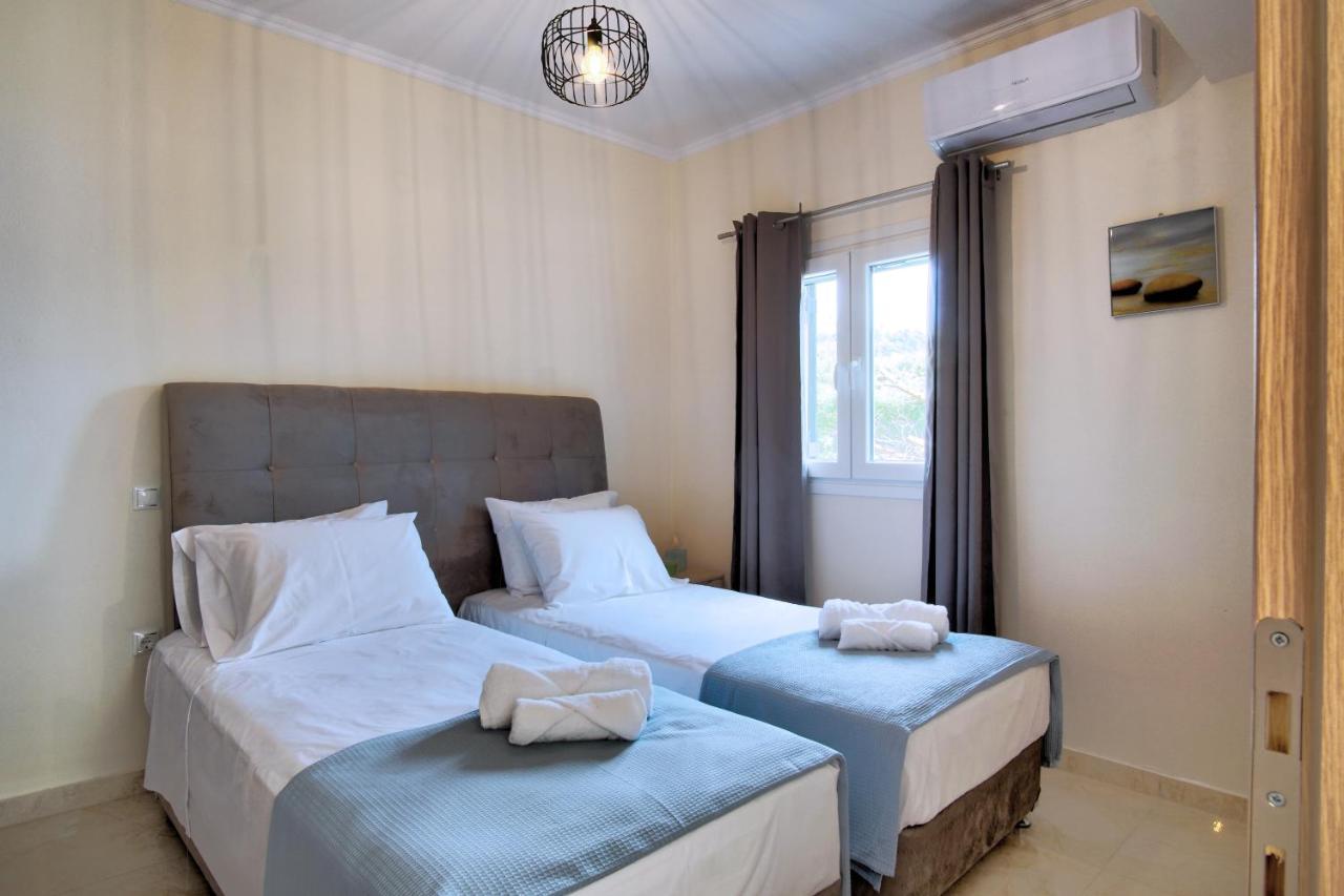 Sweet Apricot Apartment เปเลคาส ภายนอก รูปภาพ